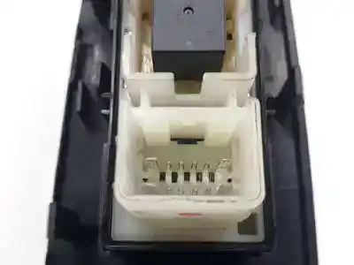 Second-hand car spare part right front power window switch for lexus is200 (ds2/is2) 2adfhv oem iam references 8403053020  