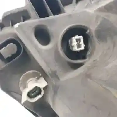 Peça sobressalente para automóvel em segunda mão farol / farolim direito por renault trafic combi (ab 4.01) g9u630 referências oem iam   