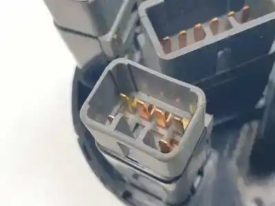 Second-hand car spare part hazard warning lights for ssangyong kyron d/d20dt oem iam references 8520109010  