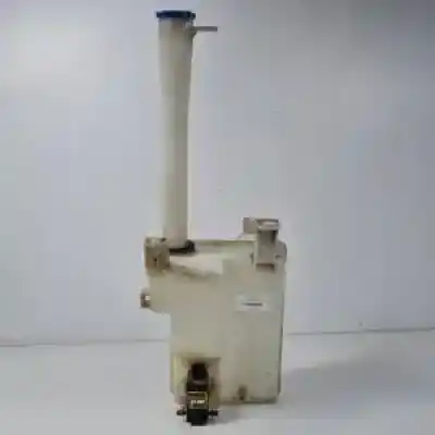 Second-hand car spare part windscreen washer bottle for kia sorento (bl) d4cb oem iam references 986103e000 986103e010 