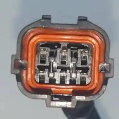 Second-hand car spare part left front door lock for kia sorento (bl) d4cb oem iam references   813103e010