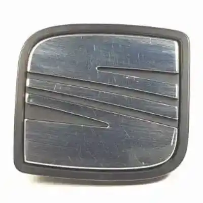 Pezzo di ricambio per auto di seconda mano MANIGLIA ESTERNA DEL CANCELLO per SEAT IBIZA (6L1) BXW Riferimenti OEM IAM 6L6827565C  