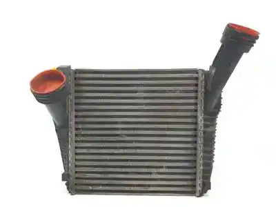 İkinci el araba yedek parçası intercooler için audi q7 (4l) bug oem iam referansları 7l6145804