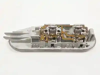 Second-hand car spare part interior light for dacia duster k9k666 oem iam references 8200073231  