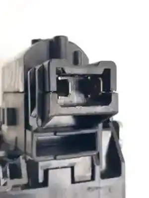 Peça sobressalente para automóvel em segunda mão fechadura da porta traseira direita por dacia duster k9k666 referências oem iam   