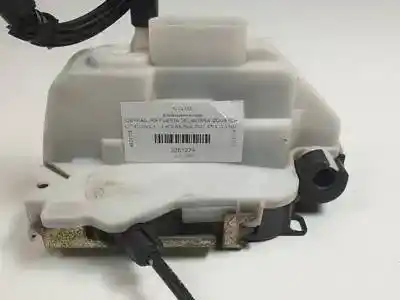 Second-hand car spare part left front door lock for citroen c3 8hx oem iam references   46982980