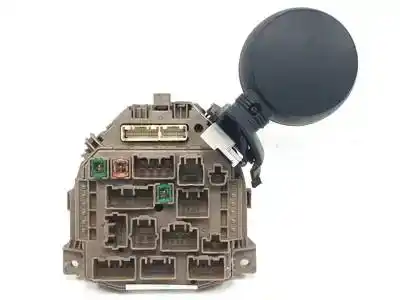 Peça sobressalente para automóvel em segunda mão quadrante por peugeot 107 cfa referências oem iam 838000h011  