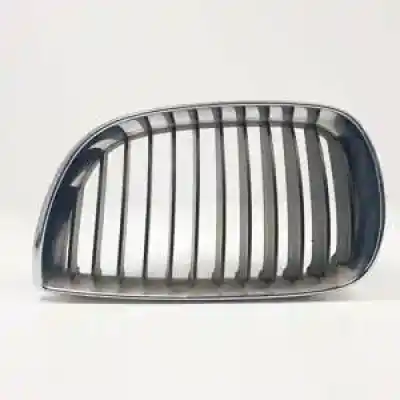 Peça sobressalente para automóvel em segunda mão grelha de pára choques esquerda por bmw serie 1 berlina (e81/e87) n47d20u0.n47d20c.11002157055 referências oem iam 70771299