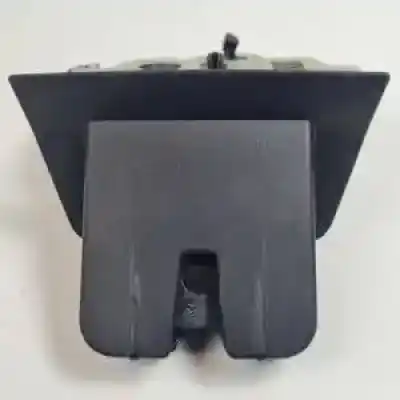 Second-hand car spare part Trunk Lock for AUDI Q3 (8U) CFGC OEM IAM references 8U0827520  