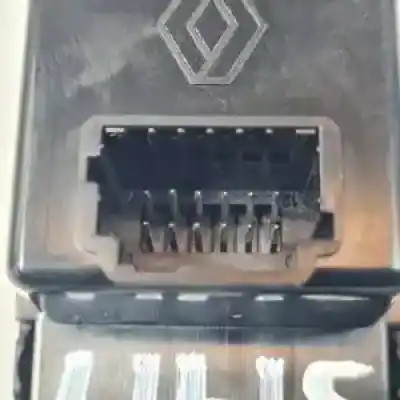 Second-hand car spare part multifunction switch for renault captur (j5al) k9k608 oem iam references 253b08825r e1067640 