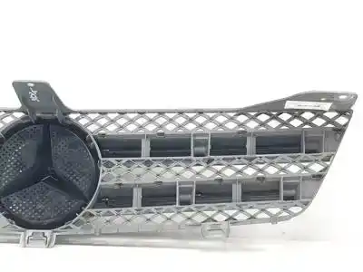 Peça sobressalente para automóvel em segunda mão grelha frontal por mercedes-benz clase cls (w219) 642920 referências oem iam a2198801083