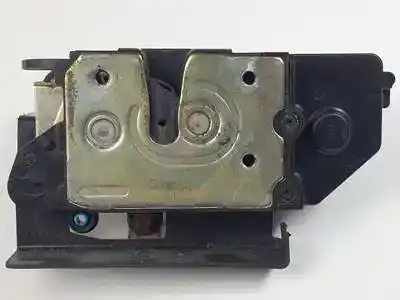 Peça sobressalente para automóvel em segunda mão Fechadura Da Porta Dianteira Direita por SSANGYONG RODIUS D/D27DT Referências OEM IAM   7132021004