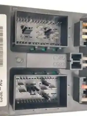 Second-hand car spare part fuse box unit for land rover range rover evoque 224dt oem iam references ej3214f041ac  