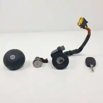 Second-hand car spare part ANTI-THEFT DEVICE for RENAULT CLIO II FASE II (B/CB0) K9K714 OEM IAM references 143408T  