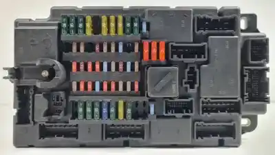 Pezzo di ricambio per auto di seconda mano scatola relè/fusibili per mini paceman (r61) n47c20k1.n47c20a.11002219949 riferimenti oem iam 504919f03
