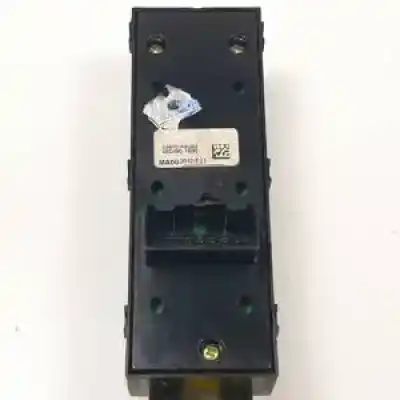 Second-hand car spare part left front power window switch for kia cee´d (jd) d4fc oem iam references 93570a2000 49d4901000 