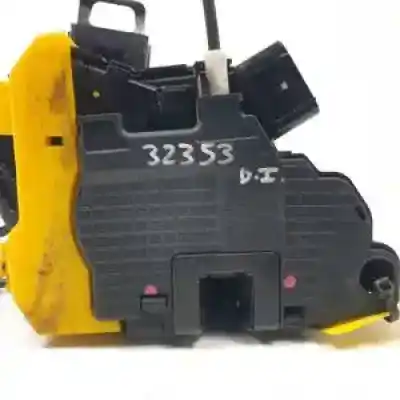 Second-hand car spare part left front door lock for kia cee´d (jd) d4fc oem iam references 81310a2100  