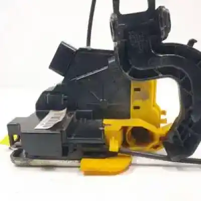 Second-hand car spare part left front door lock for kia cee´d (jd) d4fc oem iam references 81310a2100  