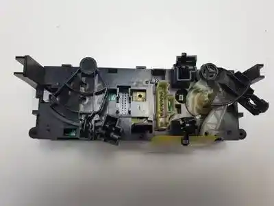 Peça sobressalente para automóvel em segunda mão comando de sofagem (chauffage / ar condicionado)  por peugeot 207 9hxdv6ated4.9hv.9h01.9hx referências oem iam 69910004 n102080fu 