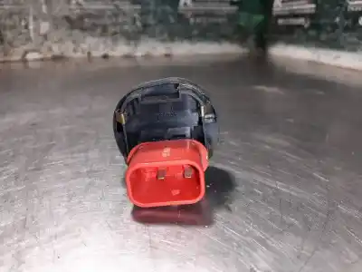 Pezzo di ricambio per auto di seconda mano INTERRUTTORE ALZACRISTALLI ANTERIORE DESTRO per FORD FIESTA (CBK)  Riferimenti OEM IAM 96F614529AB  