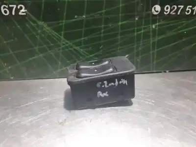 Peça sobressalente para automóvel em segunda mão BOTÃO / INTERRUPTOR ELEVADOR VIDRO DIANTEIRO ESQUERDO por OPEL ZAFIRA A  Referências OEM IAM 90561088  