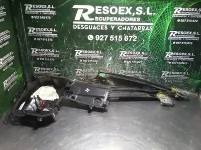 Recambio de automóvil de segunda mano de ELEVALUNAS DELANTERO IZQUIERDO para SEAT LEON (1P1)  referencias OEM IAM 1P0867435  