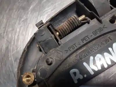 Автозапчастина б/у ЗОВНІШНЯ РУЧКА ПЕРЕДНЯ ПРАВ для RENAULT KANGOO (F/KC0)  Посилання на OEM IAM 7700354479F   Автозапчастина б/у ЗОВНІШНЯ РУЧКА ПЕРЕДНЯ ПРАВ для RENAULT KANGOO (F/KC0)  Посилання на OEM IAM 7700354479F