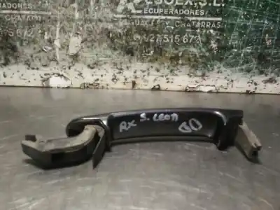 Pezzo di ricambio per auto di seconda mano MANIGLIA ESTERNA ANTERIORE DESTRA per SEAT LEON (1P1)  Riferimenti OEM IAM   
