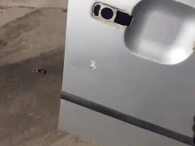 Recambio de automóvil de segunda mano de puerta delantera derecha para ford mondeo berlina (ge) 2.0 tdci referencias oem iam   