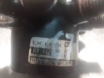 Pezzo di ricambio per auto di seconda mano RAMPA INIETTORI per FORD FOCUS BERLINA (CAK) (1998->)  Riferimenti OEM IAM R9144Z020D  