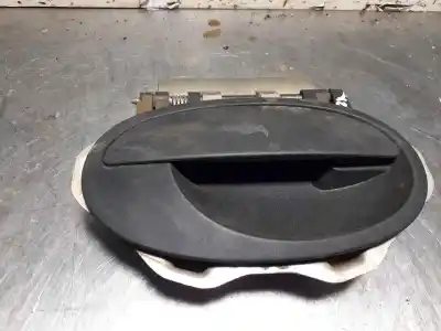 Second-hand car spare part exterior right front door handle for opel corsa c elegance oem iam references 8048604  