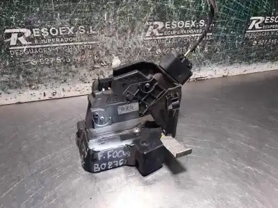 Peça sobressalente para automóvel em segunda mão fechadura da porta traseira direita por ford focus berlina (cap) 1.6 tdci cat referências oem iam 4m5aa26412be