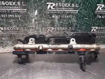 Pezzo di ricambio per auto di seconda mano RAMPA INIETTORI per RENAULT LAGUNA II (BG0/1_)  Riferimenti OEM IAM 8200330912  