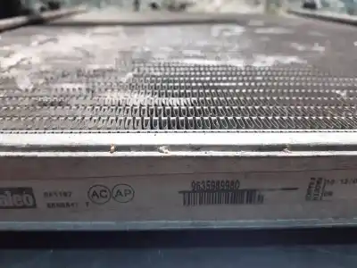 Pezzo di ricambio per auto di seconda mano RADIATORE D ACQUA per CITROEN C5 BERLINA  Riferimenti OEM IAM 9635989980  