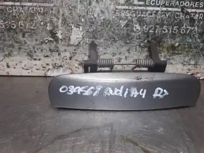 Автозапчасти б/у задняя левая наружная ручка за audi a4 berlina (8e) 2.5 tdi (120kw) ссылки oem iam 8e0839207  