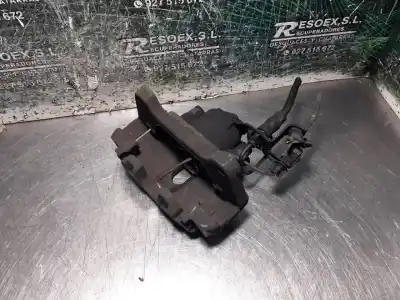 Peça sobressalente para automóvel em segunda mão pinça de travão dianteira esquerda por audi a4 berlina (8e) 2.5 tdi (120kw) referências oem iam 
