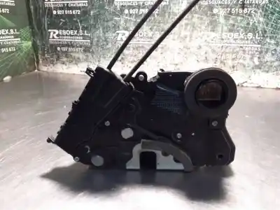 Pezzo di ricambio per auto di seconda mano serratura porta anteriore destra per toyota yaris (ksp9/scp9/nlp9) 1.3 cat riferimenti oem iam   