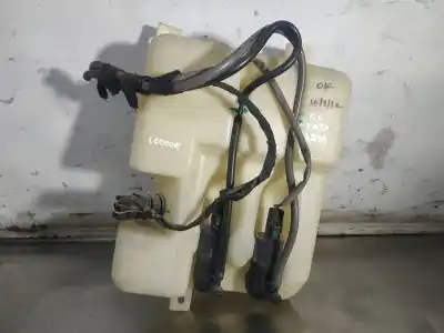 Second-hand car spare part windscreen washer bottle for tata aria (4x2) 2.2l dicor 12 oem iam references 01240701000  