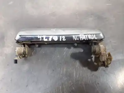 Pièce détachée automobile d'occasion poignée extérieure arrière droite pour nissan patrol (k/w160) 2.8 turbodiesel références oem iam   