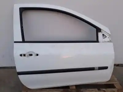 Автозапчасти б/у ДВЕРЬ ПЕРЕДНЯЯ ПРАВАЯ за RENAULT CLIO III  ссылки OEM IAM   