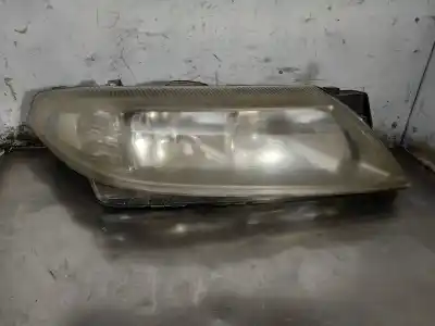 Recambio de automóvil de segunda mano de FARO DERECHO para RENAULT LAGUNA (B56)  referencias OEM IAM 7701474501  