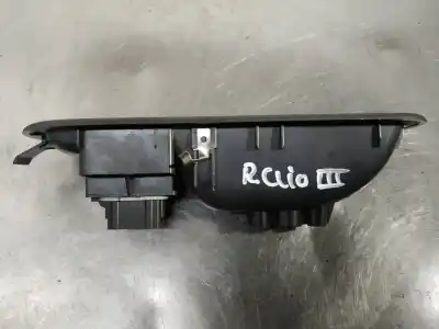 Second-hand car spare part right front power window switch for renault clio iii 1.5 dci diesel cat oem iam references 8200356517b  