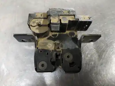Second-hand car spare part trunk lock for renault clio iii 1.5 dci diesel cat oem iam references 8200047699  
