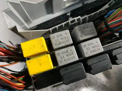 Second-hand car spare part fuse box unit for opel corsa c 1.7 16v di oem iam references   