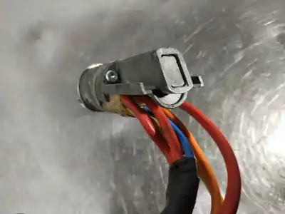 Pezzo di ricambio per auto di seconda mano INTERRUTTORE DI AVVIAMENTO per PEUGEOT 206 BERLINA  Riferimenti OEM IAM 369023  