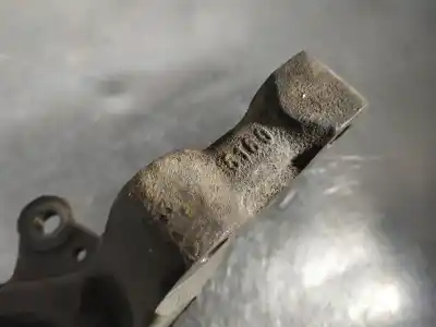 Second-hand car spare part front left knuckle for renault clio iii 1.5 dci diesel cat oem iam references 6160  