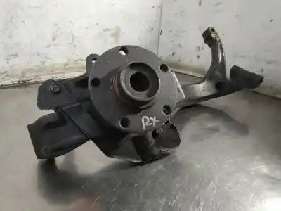 Pièce détachée automobile d'occasion MOYEU DE ROUE AVANT DROITE pour AUDI A4 AVANT (B5)  Références OEM IAM 8D0407258  