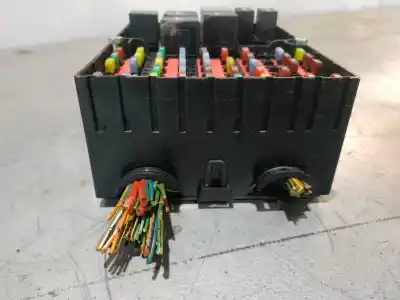 Second-hand car spare part fuse box unit for ford fusion (cbk) 1.6 tdci cat oem iam references 2s6t14a073ac  
