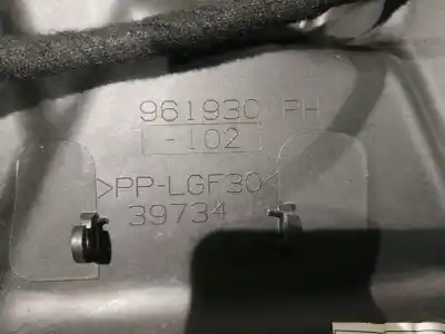 Peça sobressalente para automóvel em segunda mão elevador de vidros dianteiro direito por dodge journey 2.0 16v crd cat referências oem iam 963201103