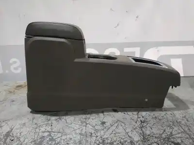 Pezzo di ricambio per auto di seconda mano bracciolo centrale per dodge journey 2.0 16v crd cat riferimenti oem iam   